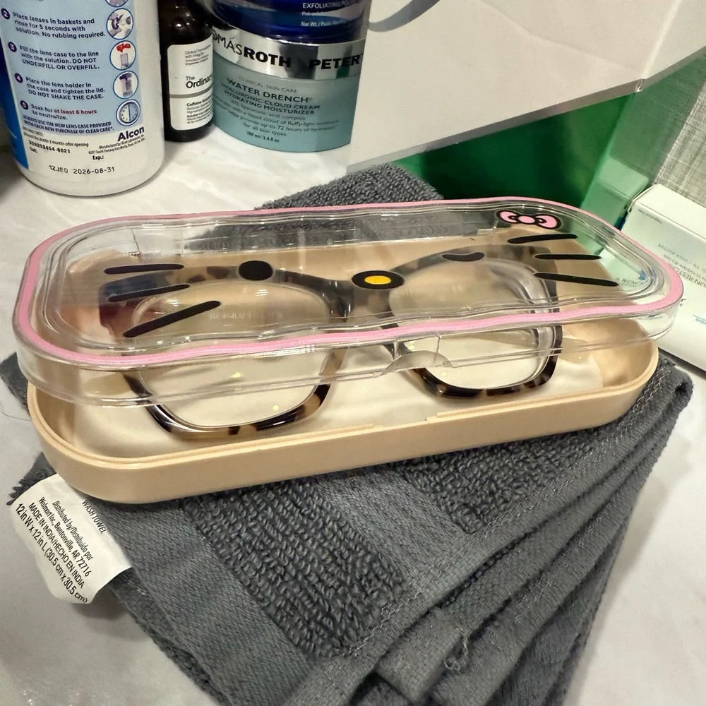 Kuromi‎ Glasses Case